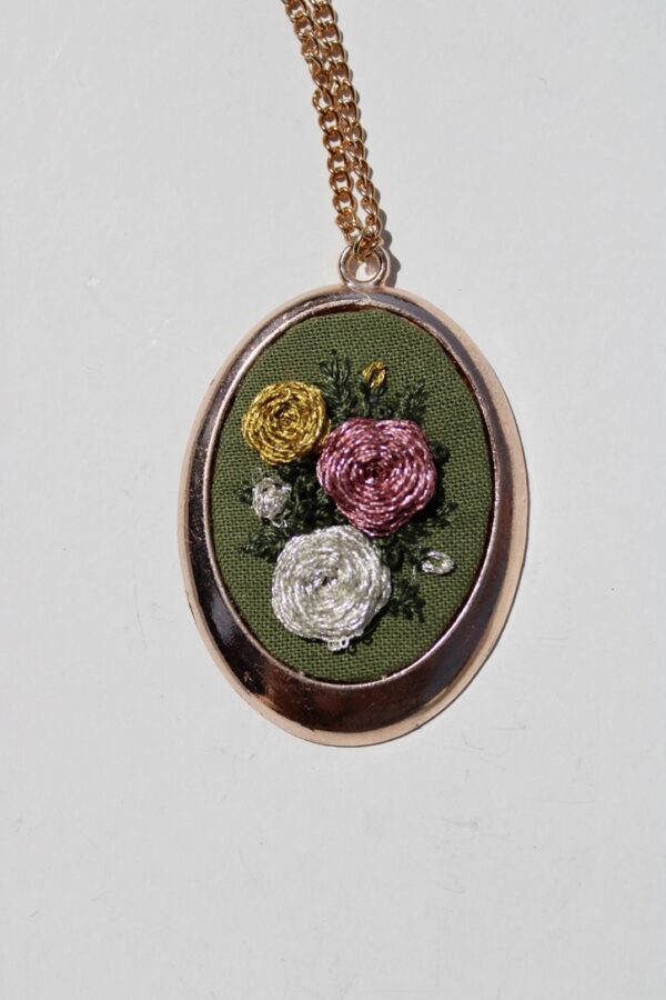 Hand Embroidered Floral Necklace- large metallic rose trio - Image 5