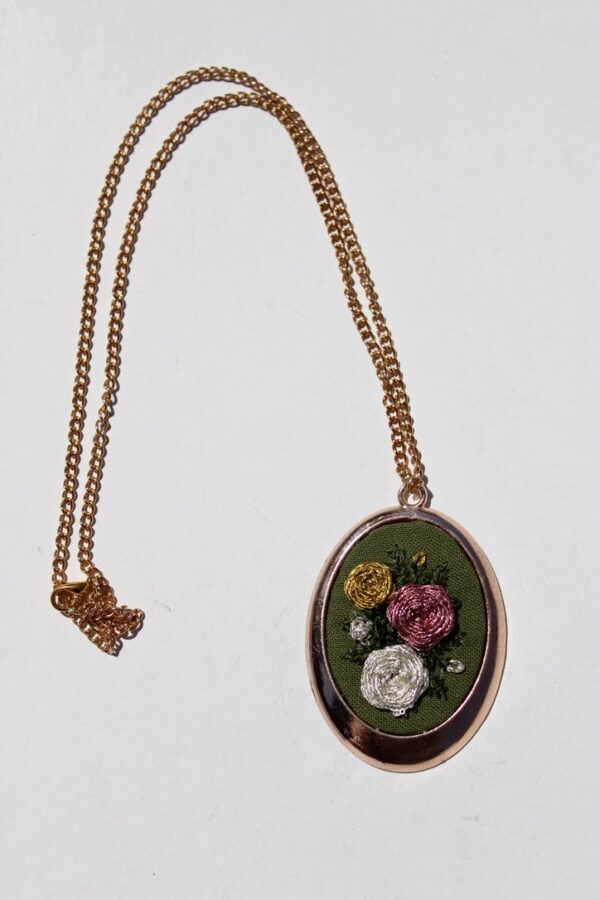 Hand Embroidered Floral Necklace- large metallic rose trio - Image 6
